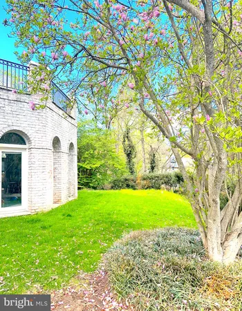 $24,000 | 1289 Ballantrae Farm Drive, McLean, VA 22101