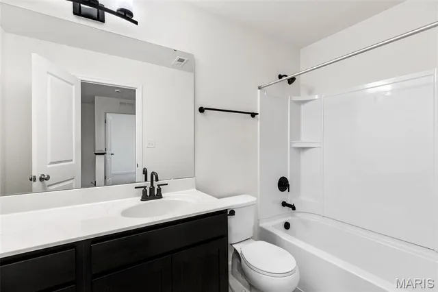 $340,250 | 51 Fairmount Grv Drive, St. Peters, MO 63376