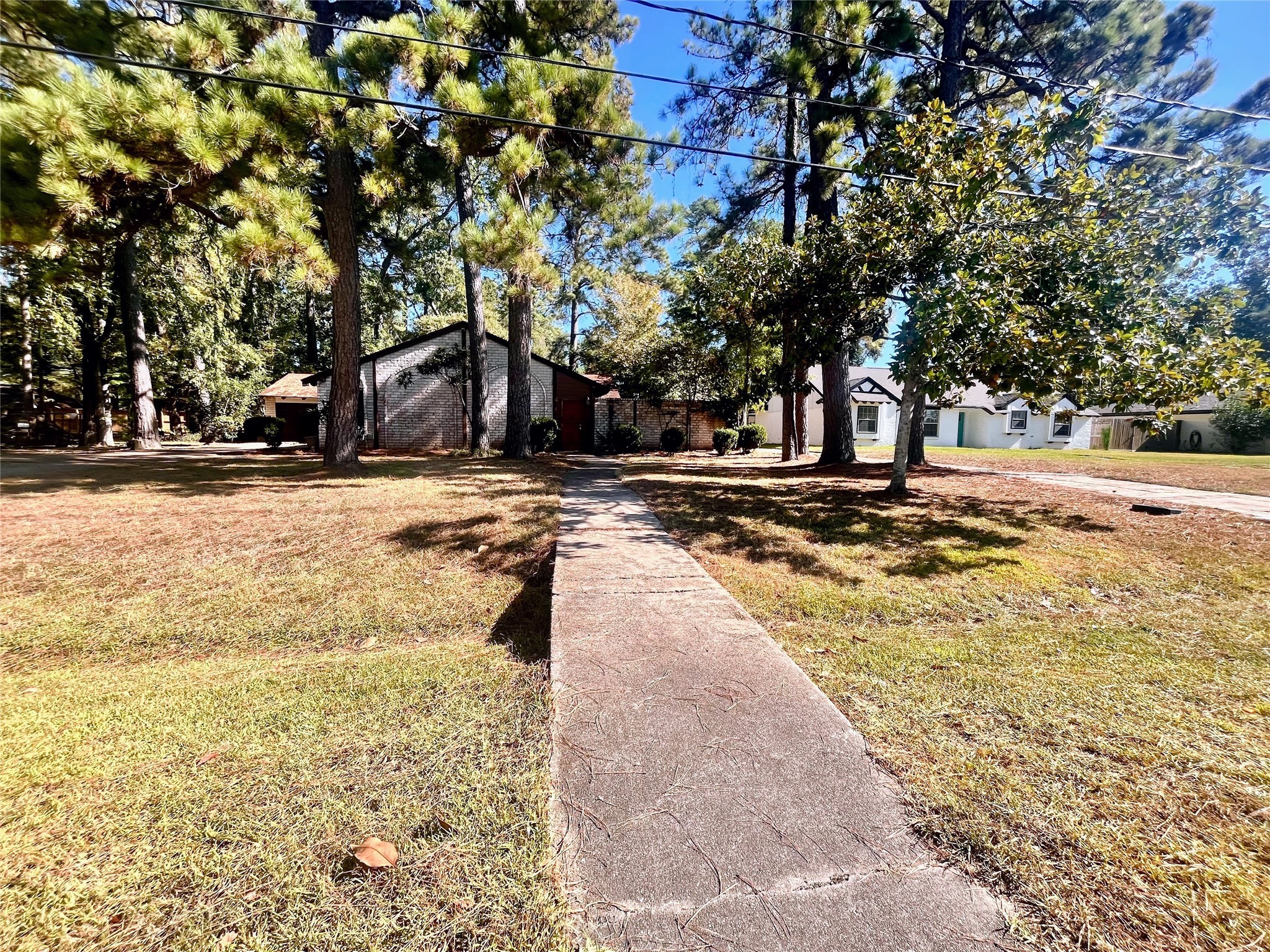 1914 Indian Shores Road Crosby, TX 77532 - Photo 3 of 34