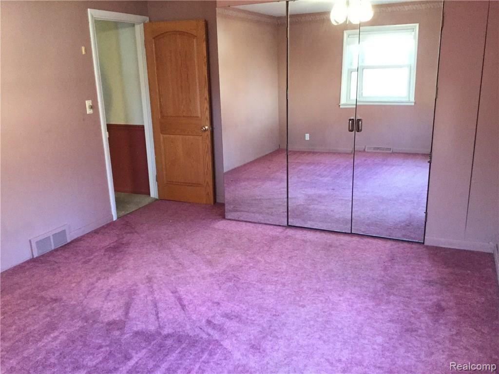 24700 Wick Road Taylor, MI 48180 - Photo 12 of 19 A03F9E4C-44DC-484A-B0A4-7E0890E35204.jpeg