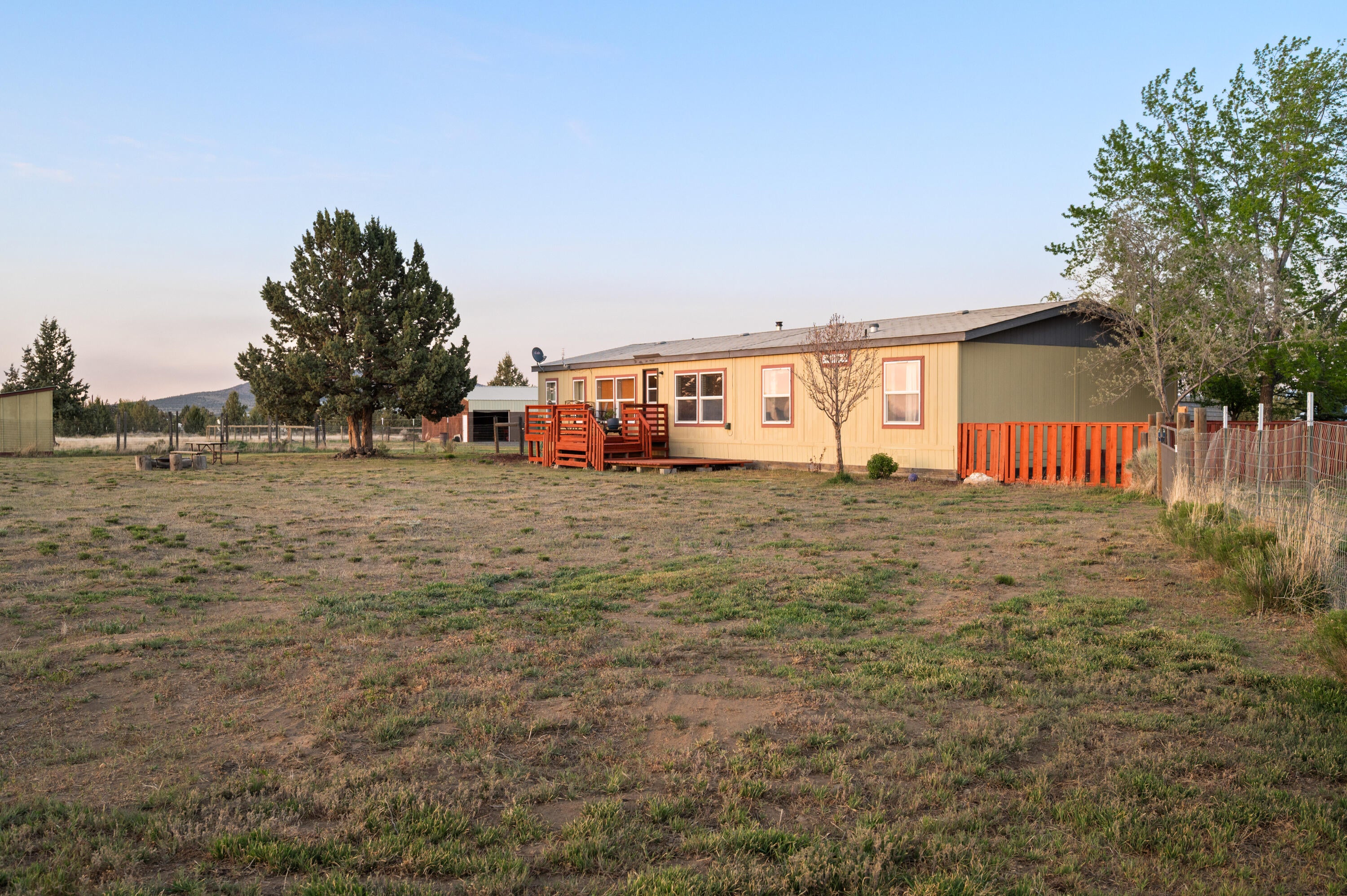 6216 Southwest Groundhog Road Terrebonne, OR 97760 - Photo 42 of 64 6216SWGroundhogRd-17