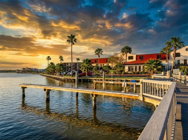 $950 | 4101 East NASA Parkway, Unit 203, El Lago, TX 77586