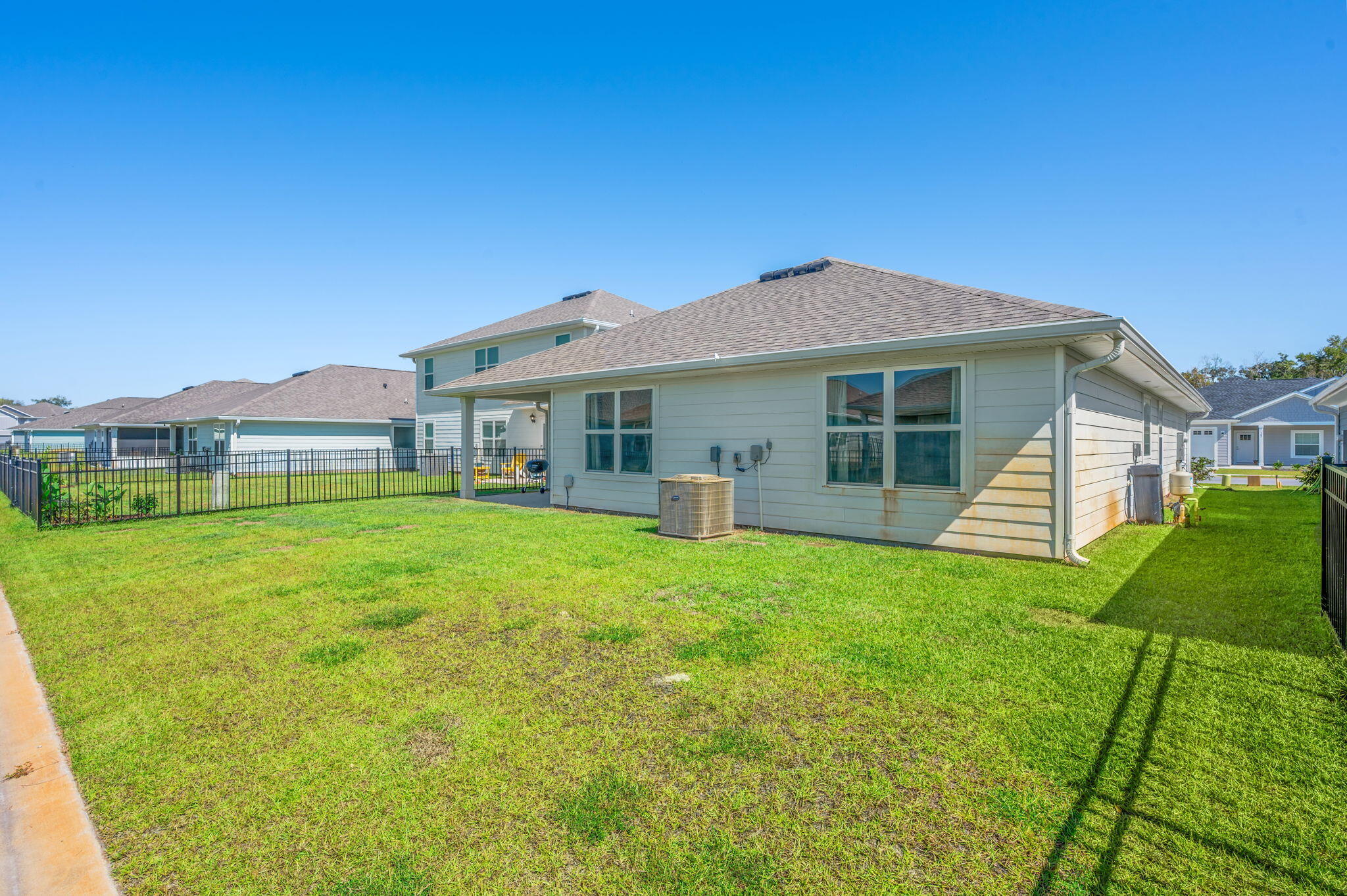 103 Riverwalk Circle Freeport, FL 32439 - Photo 38 of 40 38-web-or-mls-103-riverwalk-cir