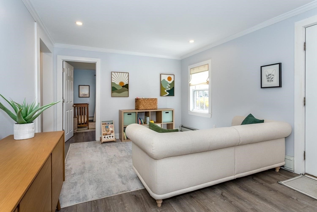 39 Birchcroft Road Canton, MA 02021 - Photo 2 of 22