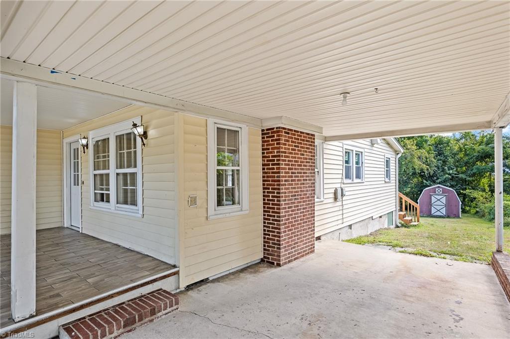 523 Ridgecrest Drive High Point, NC 27262 - Photo 20 of 28 Gallery Image 20