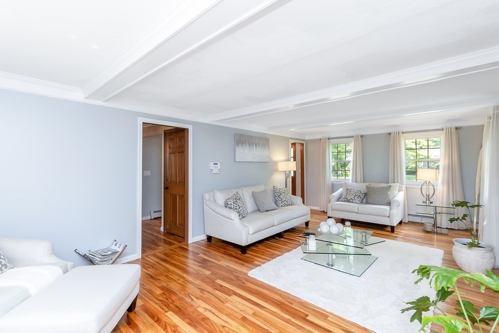34 Pleasant View Road Wilbraham, MA 01095 - Photo 4 of 42 Gallery Image 4