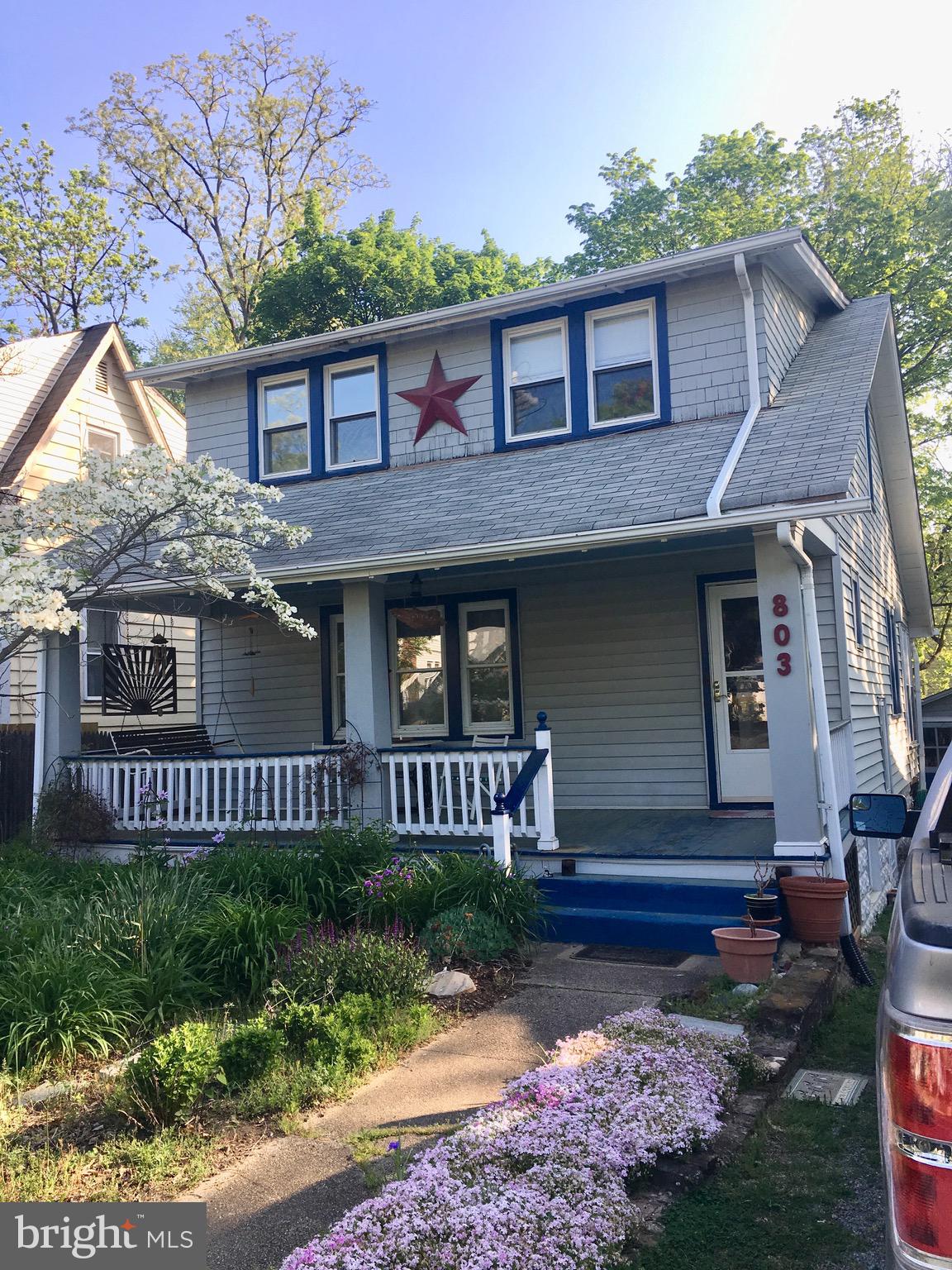 Charming 1920s Craftsmen