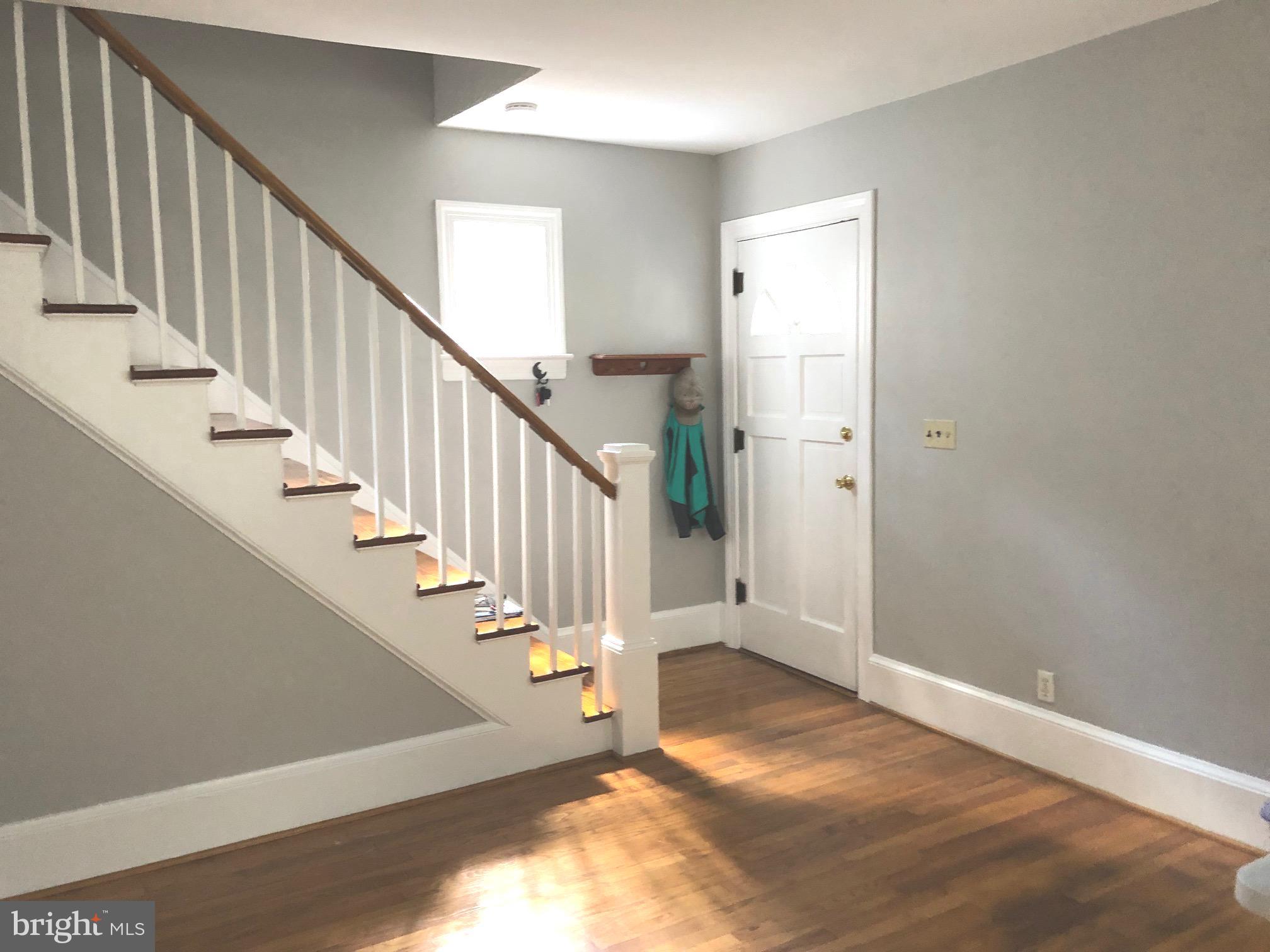 803 Philadelphia Avenue Silver Spring, MD 20910 - Photo 3 of 20