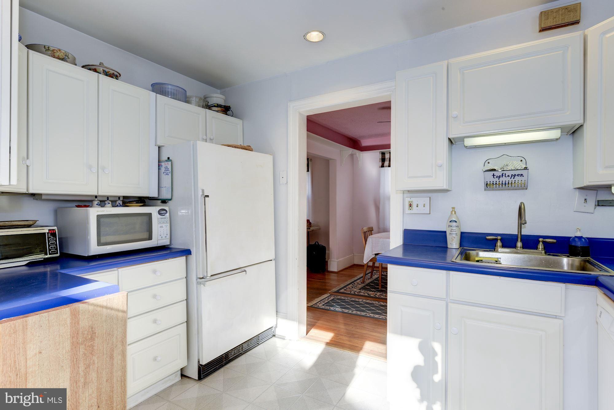 803 Philadelphia Avenue Silver Spring, MD 20910 - Photo 6 of 20