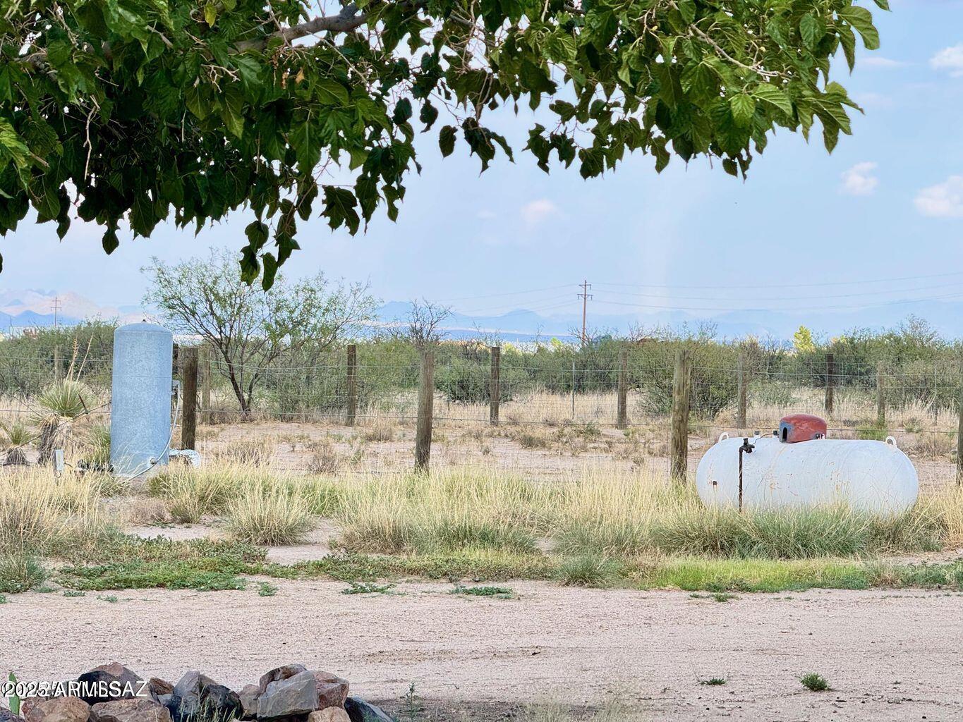 2627 West Hansen Road Willcox, AZ 85643 - Photo 35 of 42 a view of outdoor space and yard