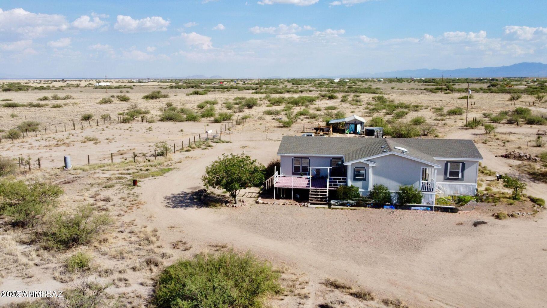 2627 West Hansen Road Willcox, AZ 85643 - Photo 7 of 42 a view of a city with tall buildings