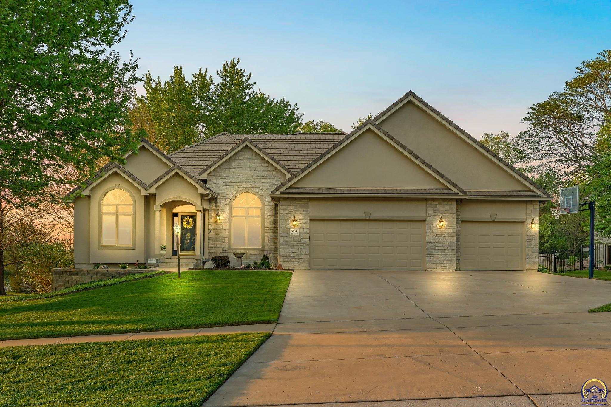 5956 Southwest Clarion Lane Topeka, KS 66610 - Photo 2 of 69