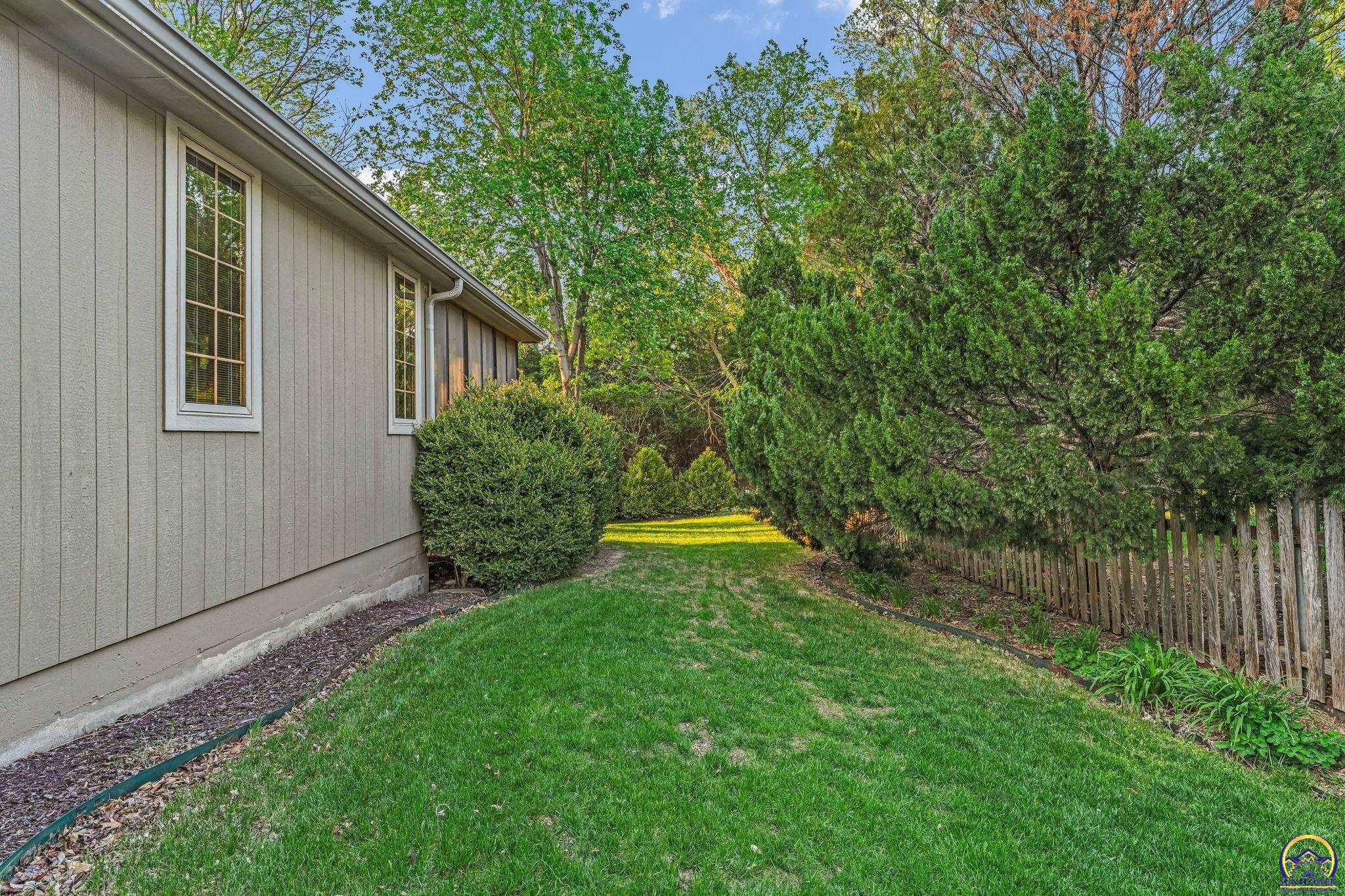 5956 Southwest Clarion Lane Topeka, KS 66610 - Photo 59 of 69