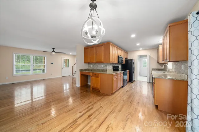 $445,000 | 105 Bluebell Ridge Lane, Weaverville, NC 28787