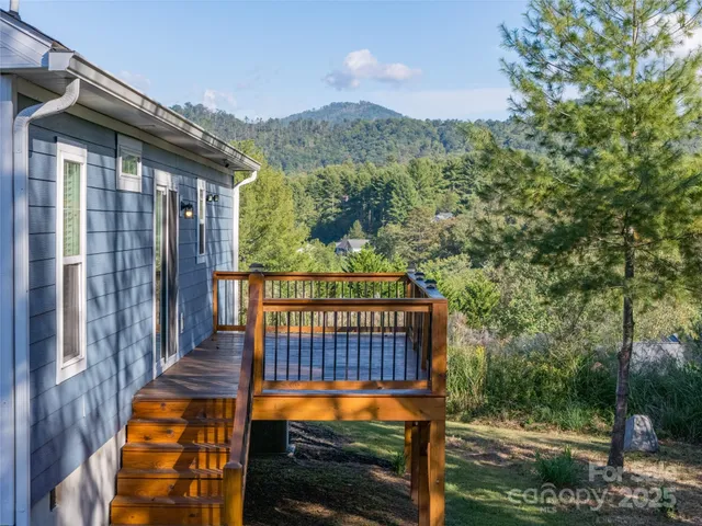 $445,000 | 105 Bluebell Ridge Lane, Weaverville, NC 28787