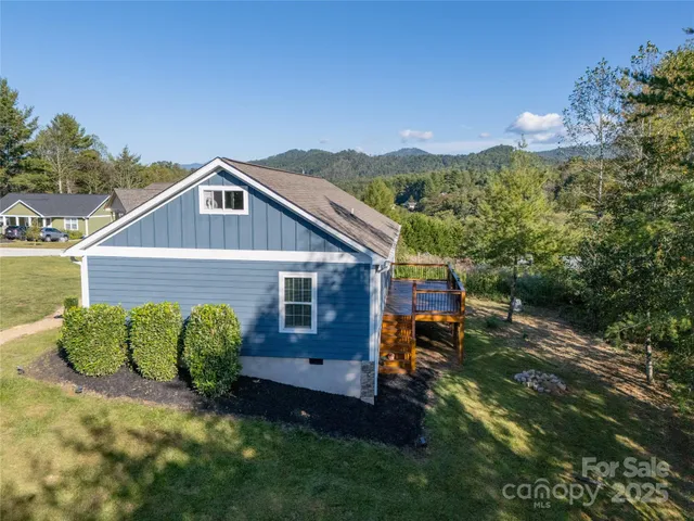 $445,000 | 105 Bluebell Ridge Lane, Weaverville, NC 28787