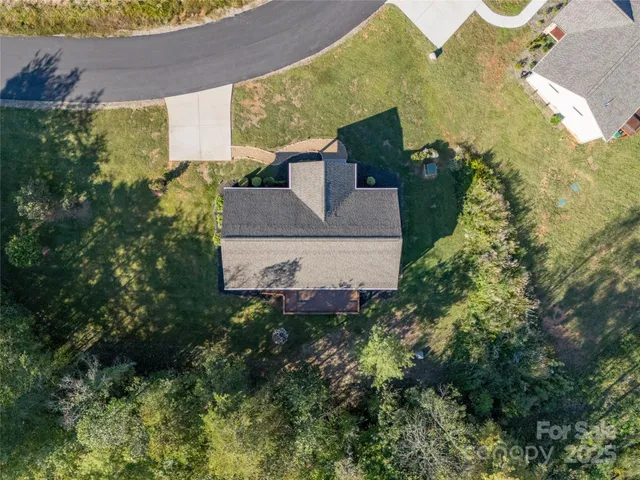 $445,000 | 105 Bluebell Ridge Lane, Weaverville, NC 28787