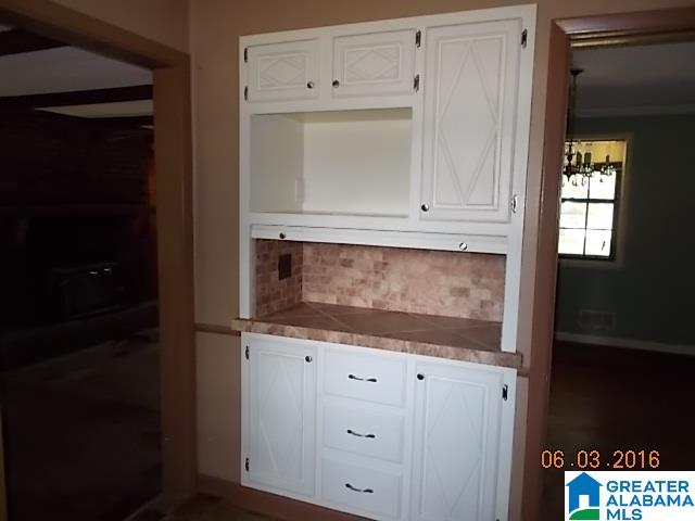 618 Gay Road Bessemer, AL 35023 - Photo 7 of 20