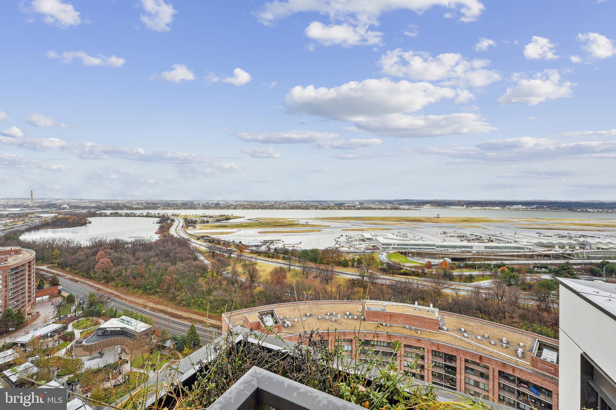 269 19th Court South, Unit 2315 Arlington, VA 22202 - Photo 9 of 48 a view of an ocean
