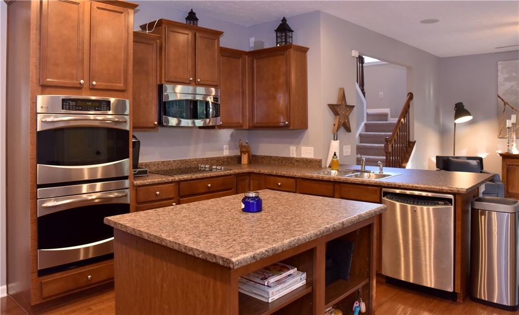10303 Sugar Ridge Way Indianapolis, IN 46239 - Photo 14 of 35 Gallery Image 14