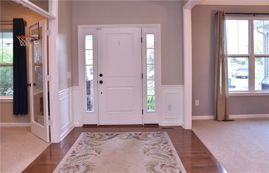 10303 Sugar Ridge Way Indianapolis, IN 46239 - Photo 3 of 35 Gallery Image 3