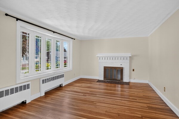 2 Frances Road Burlington, MA 01803 - Photo 7 of 41