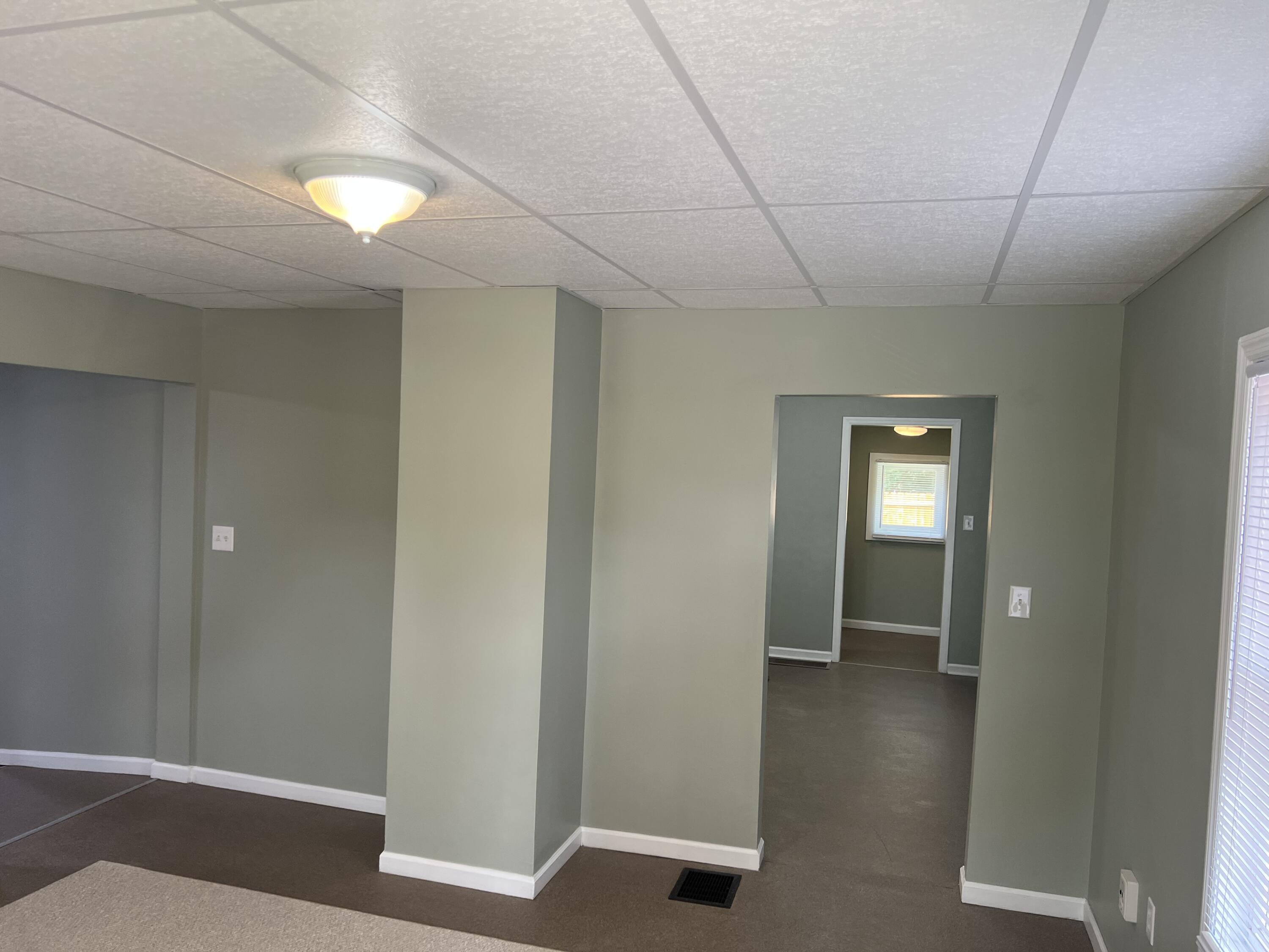 1554 Kenton Street Springfield, OH 45505 - Photo 8 of 33