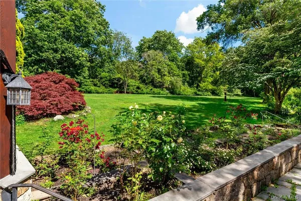 $3,250,000 | 99 Moseman Avenue, Katonah, NY 10536