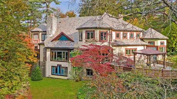 $3,250,000 | 99 Moseman Avenue, Katonah, NY 10536