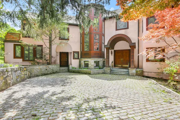 $3,250,000 | 99 Moseman Avenue, Katonah, NY 10536