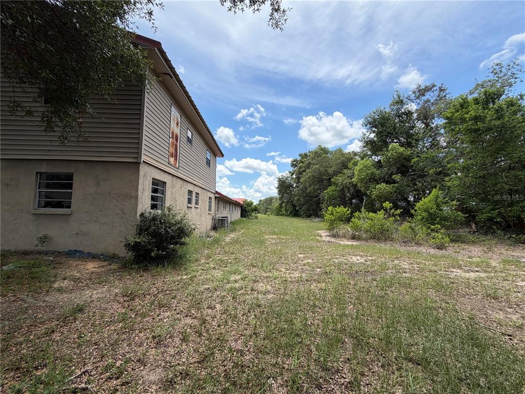 4215 Stearns Road Valrico, FL 33596 - Photo 9 of 23