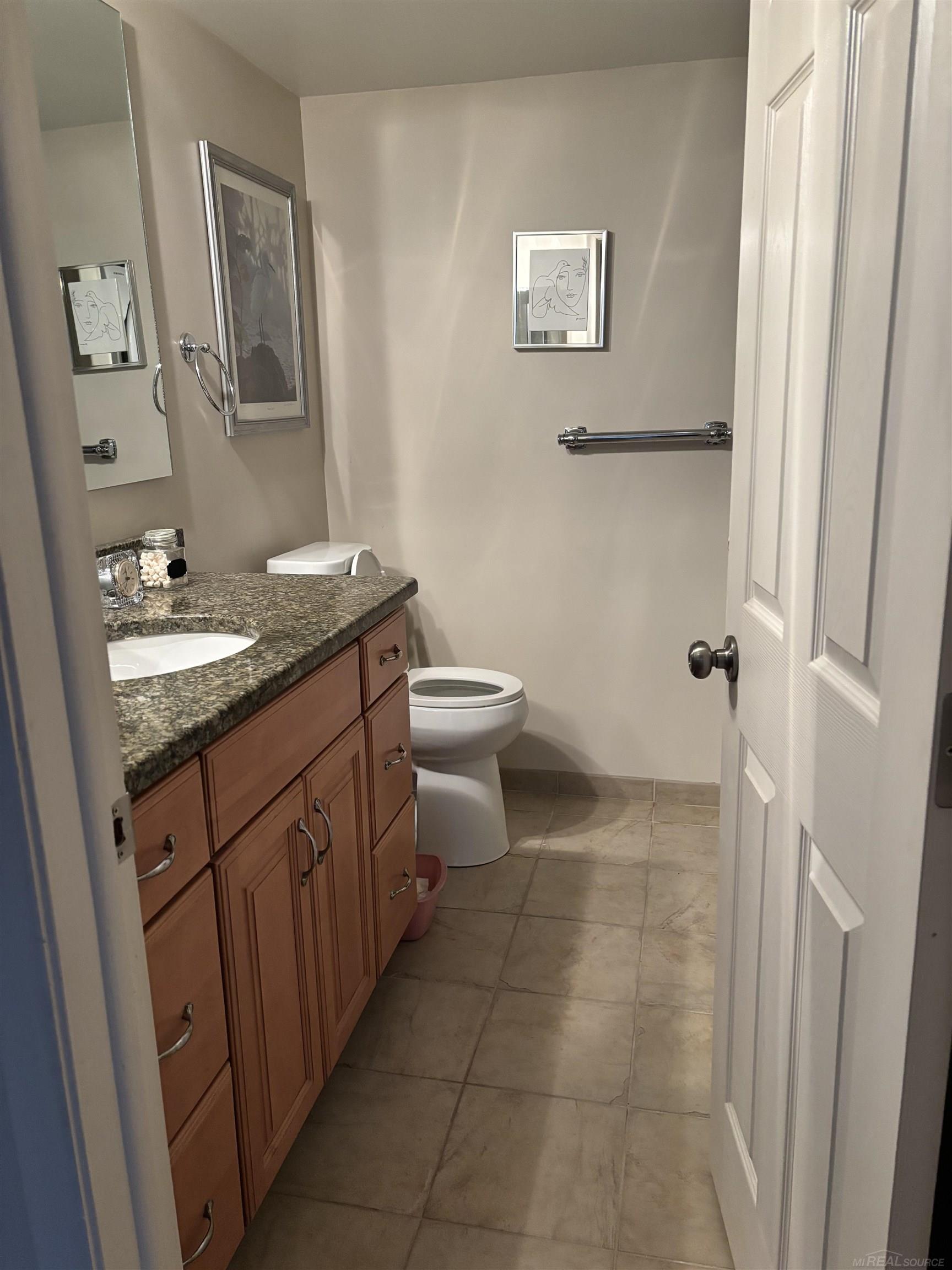 3668 Old Creek Road Troy, MI 48084 - Photo 7 of 10