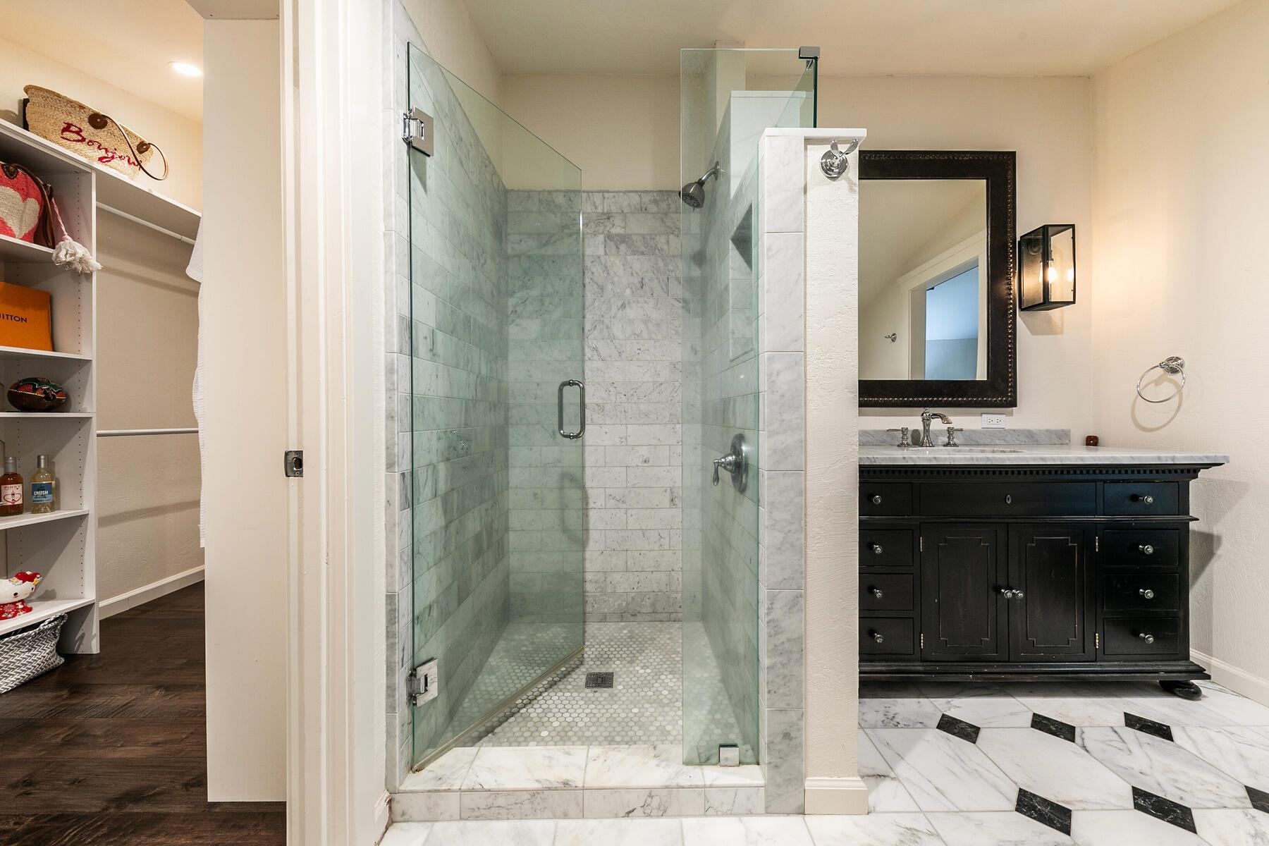 11568 Schussing Way Truckee, CA 96161 - Photo 16 of 28 a bathroom with a sink and a mirror