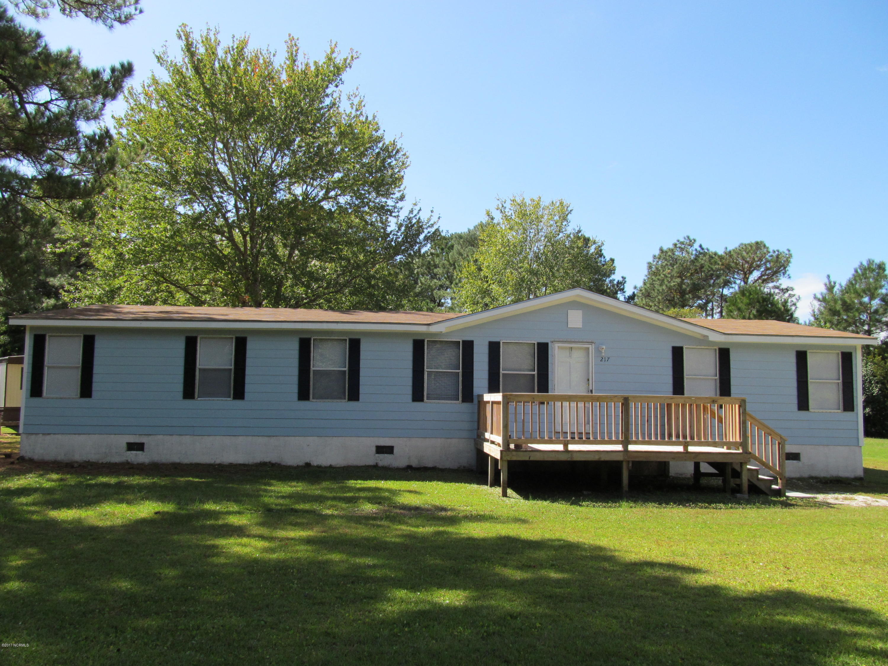 217 Rattan Street Newport, NC 28570 - Photo 1 of 20 Primary Photo