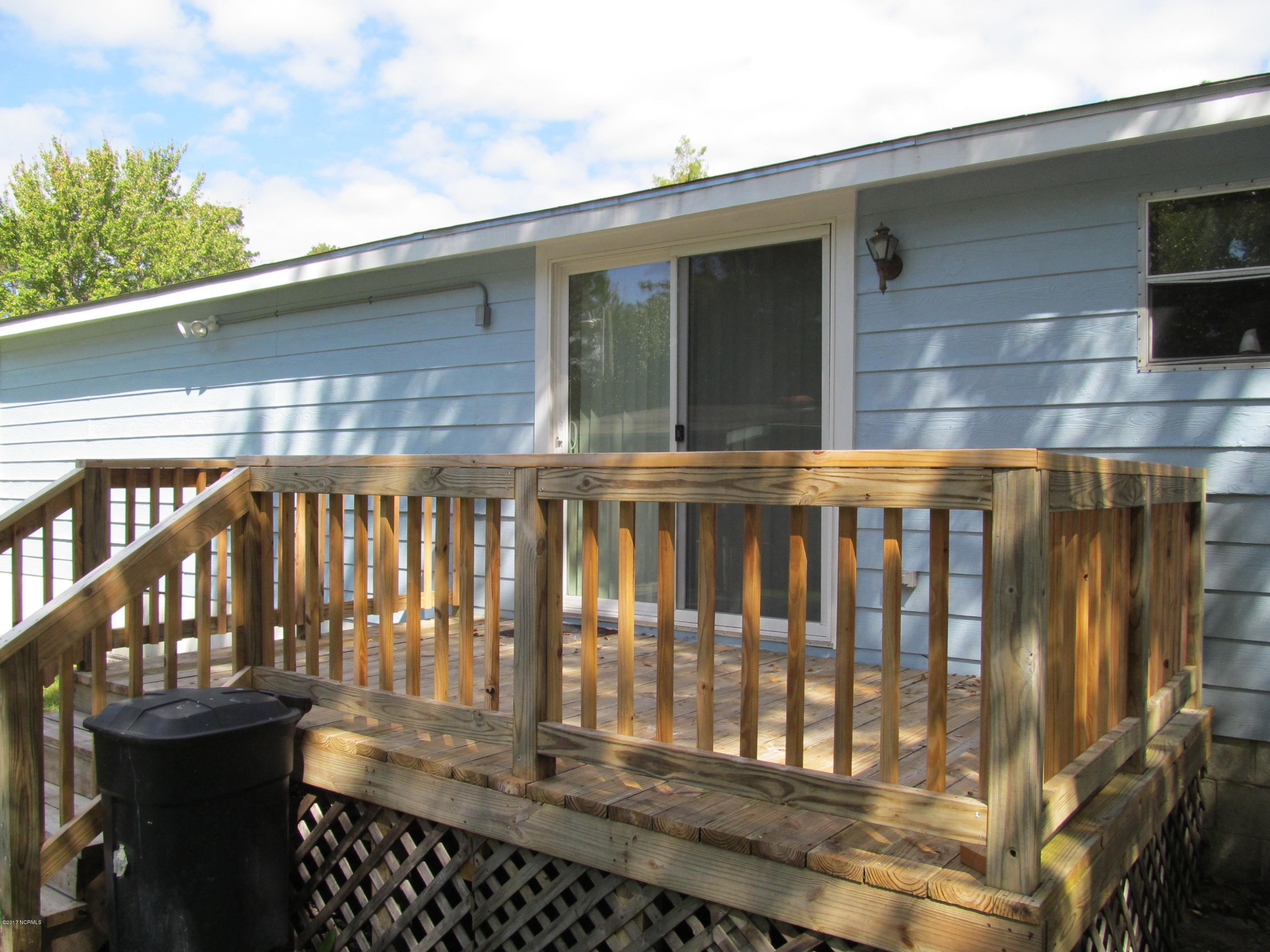 217 Rattan Street Newport, NC 28570 - Photo 6 of 20 Deck