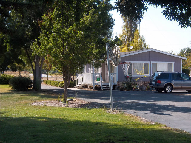 800 Spring Grove Road Hollister, CA 95023 - Photo 18 of 19 Gallery Image 18
