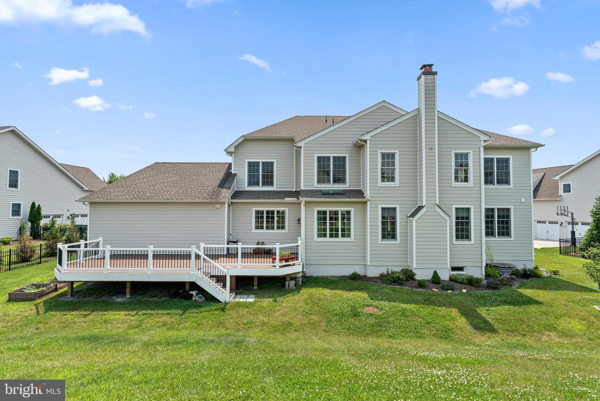 3905 Lewis Run Road Newtown Square, PA 19073 - Photo 31 of 34 exterior back
