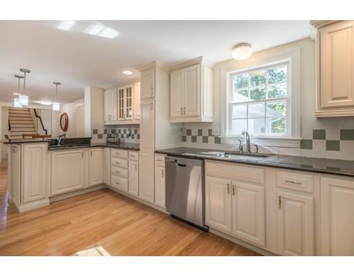 110 Spring Street Lexington, MA 02421 - Photo 9 of 31