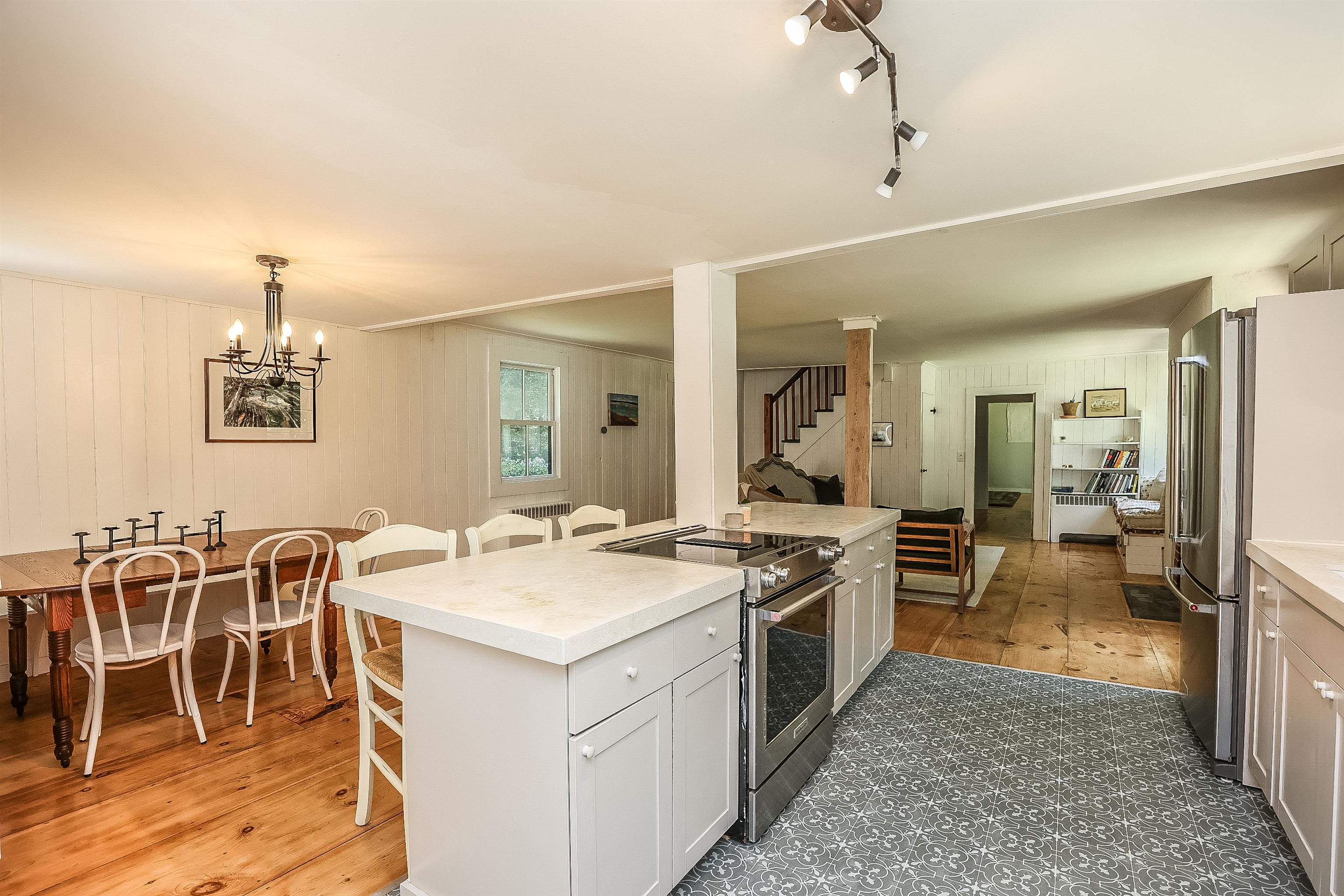 275 Elm Hill Road Peterborough, NH 03458 - Photo 17 of 39 Gallery Image 17