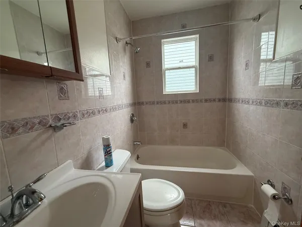 $3,200 | 126-03 115th Avenue | South Ozone Park
