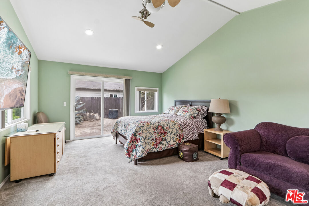 2717 Los Robles Road Thousand Oaks, CA 91362 - Photo 22 of 33