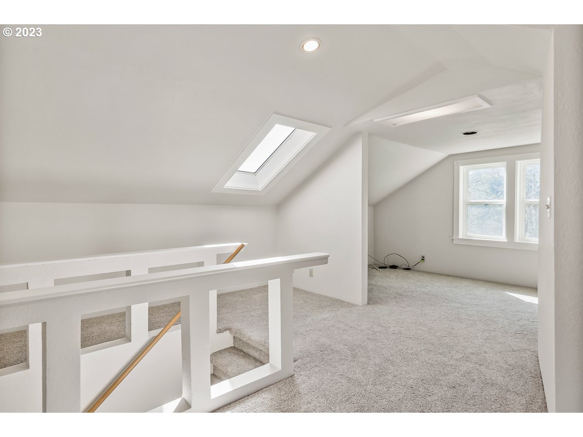 32559 Northwest Ej Smith Road Scappoose, OR 97056 - Photo 21 of 32 Gallery Image 21