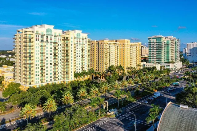 $549,000 | 800 North Tamiami Trail, Unit 1506, Sarasota, FL 34236