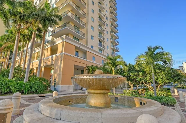 $549,000 | 800 North Tamiami Trail, Unit 1506, Sarasota, FL 34236