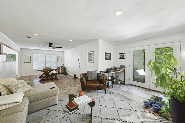 $3,895 | 1906 Morrow Street, Austin, TX 78757