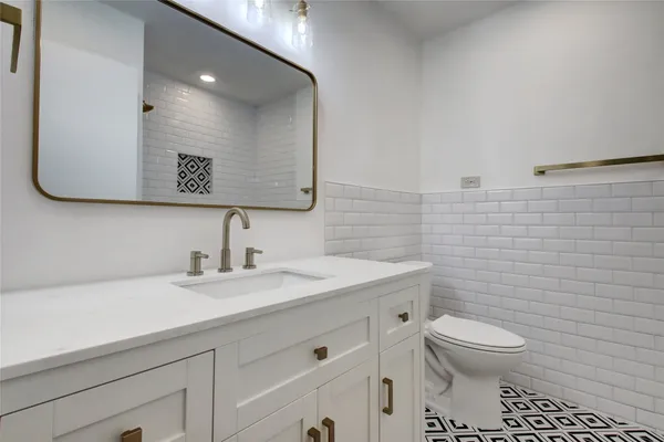 $3,895 | 1906 Morrow Street, Austin, TX 78757