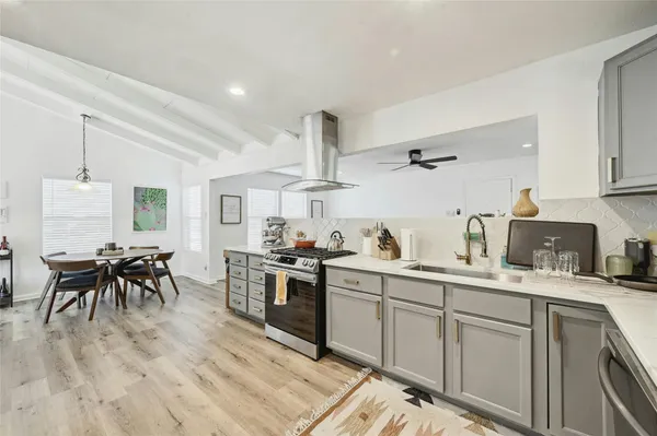 $3,895 | 1906 Morrow Street, Austin, TX 78757