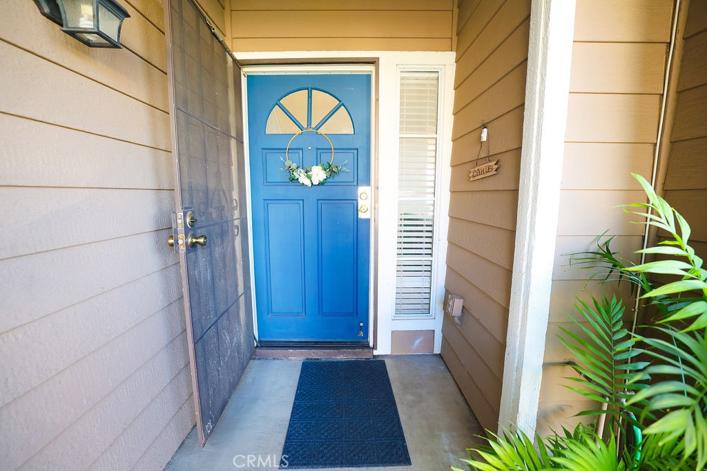 9057 Mandarin Lane Riverside, CA 92508 - Photo 5 of 38