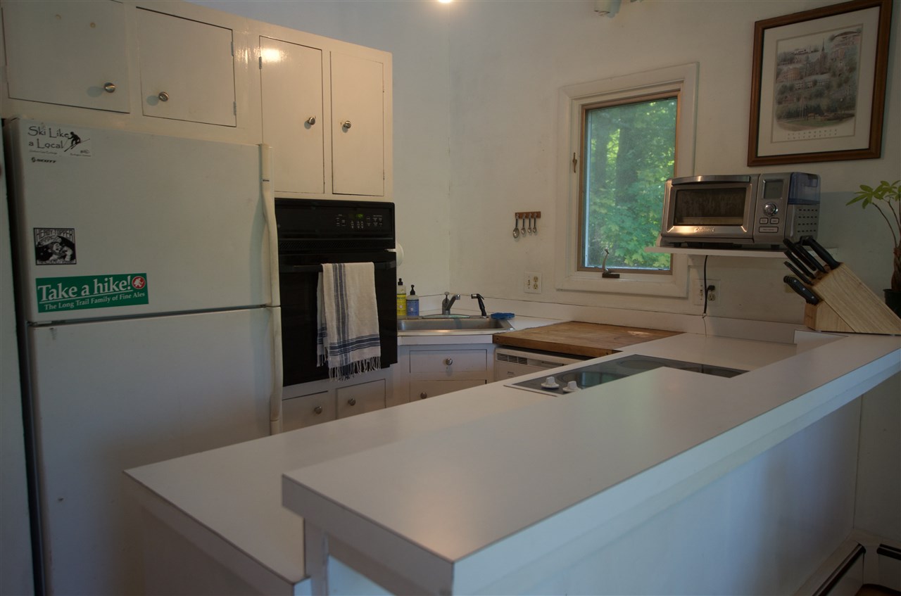 109 Mayo Road Morristown, VT 05661 - Photo 4 of 16