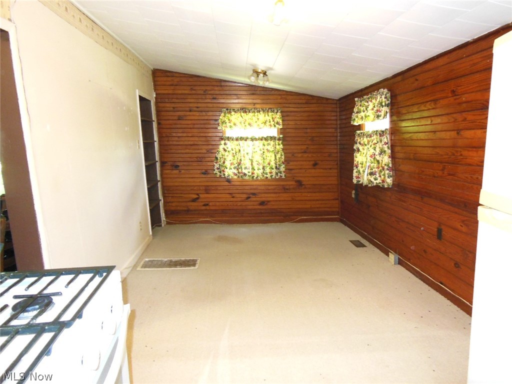 5285 Federal Road Coolville, OH 45723 - Photo 6 of 21 Dining area